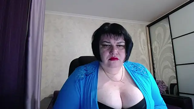 JuicyLady Di online show from 8, 1, 2026