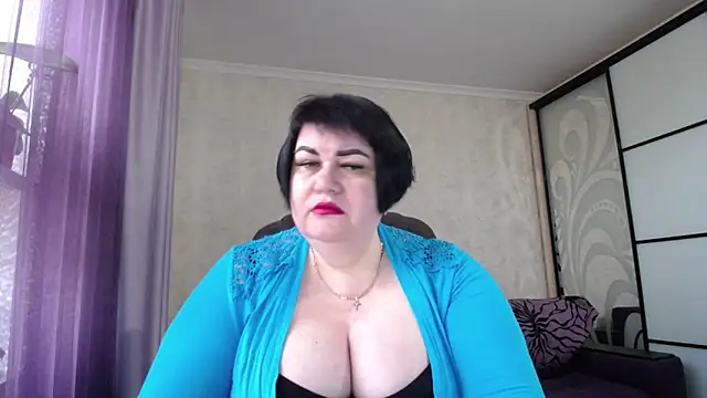 JuicyLady Di online show from 11, 4, 2026