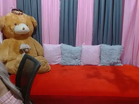 Snapshot of xxSexyBitch69xx chatting on 1, 11, 2025 xxSexyBitch69xx online show from 1, 11, 2025