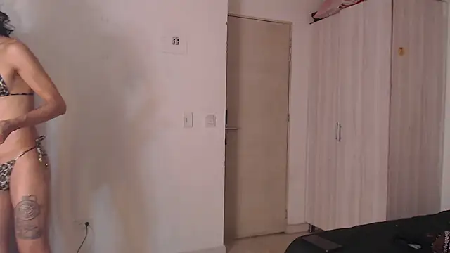 Corina Ts online show from 8, 3, 2025