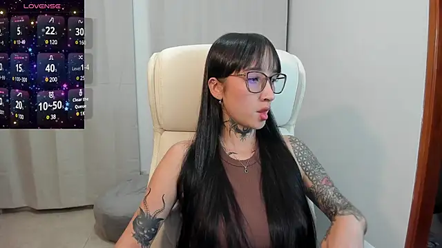 xisisxx online show from 13, 12, 2024