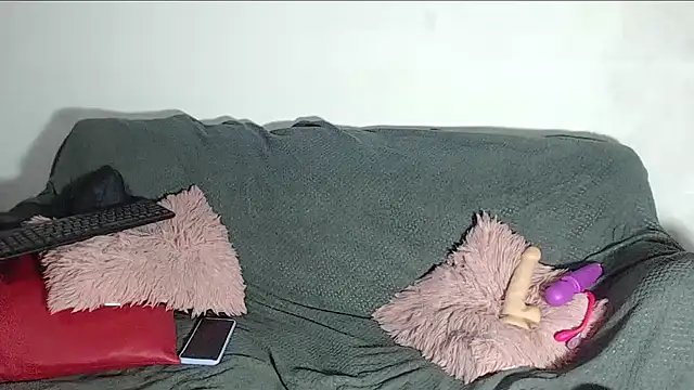 Snapshot of JulianaFoster chatting on 16, 9, 2025 JulianaFoster online show from 16, 9, 2025