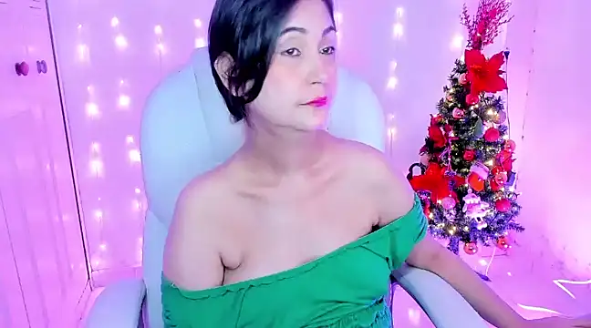 Snapshot of danielahot66 chatting on 8, 12, 2024 danielahot66 online show from 8, 12, 2024