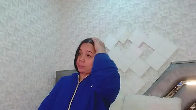 Snapshot of EmilyQueen3x chatting on 23, 9, 2025 EmilyQueen3x online show from 23, 9, 2025