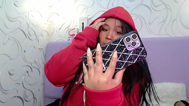 Snapshot of EmilyQueen3x chatting on 10, 10, 2025 EmilyQueen3x online show from 10, 10, 2025