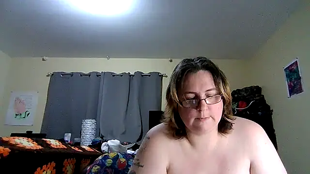 Snapshot of newfieocean chatting on 19, 2, 2025 newfieocean online show from 19, 2, 2025