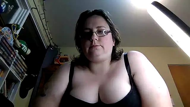 Snapshot of newfieocean chatting on 3, 3, 2025 newfieocean online show from 3, 3, 2025