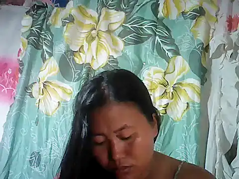 Snapshot of Sexyhorney4u chatting on 12, 11, 2025 Sexyhorney4u online show from 12, 11, 2025