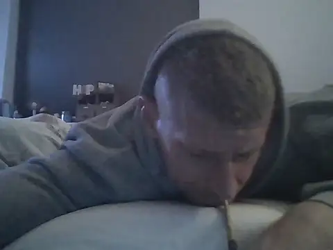 Snapshot of iamsex6969 chatting on 3, 10, 2025 iamsex6969 online show from 3, 10, 2025