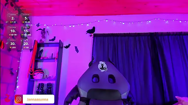 EmmaRusso online show from 13, 9, 2025