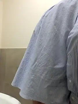 Snapshot of DaddyCumBumZA chatting on 17, 12, 2024 DaddyCumBumZA online show from 17, 12, 2024