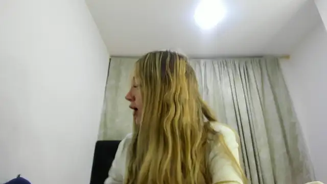 Snapshot of horny__molly_ chatting on 18, 2, 2026 horny molly online show from 18, 2, 2026