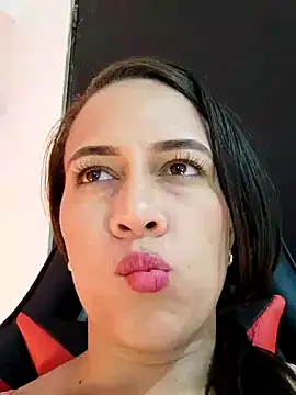 Snapshot of Nanybaker95 chatting on 18, 12, 2024 Nanybaker95 online show from 18, 12, 2024