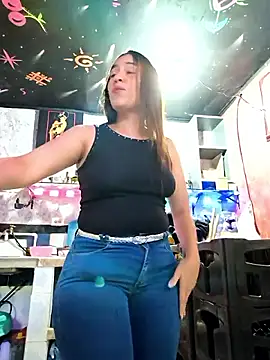 Snapshot of Nanybaker95 chatting on 4, 12, 2025 Nanybaker95 online show from 4, 12, 2025