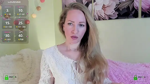 Queenymel online show from 12, 12, 2024