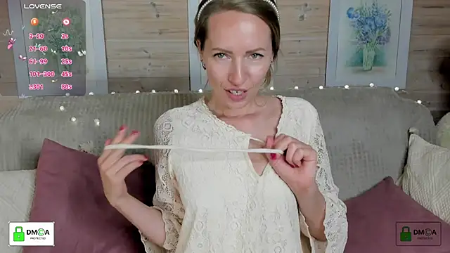 Queenymel online show from 28, 9, 2025