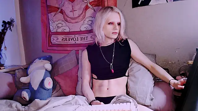 Alien Bella online show from 2, 2, 2026