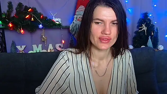 MilaLoona online show from 11, 12, 2024