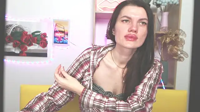 MilaLoona online show from 18, 1, 2025