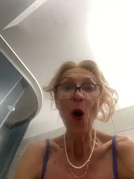 adella13 online show from 8, 12, 2024