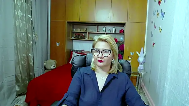 LucilleFenlys online show from 12, 2, 2025