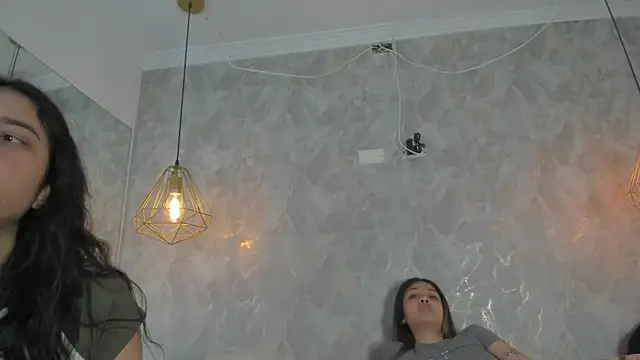 dayra angels online show from 5, 11, 2025