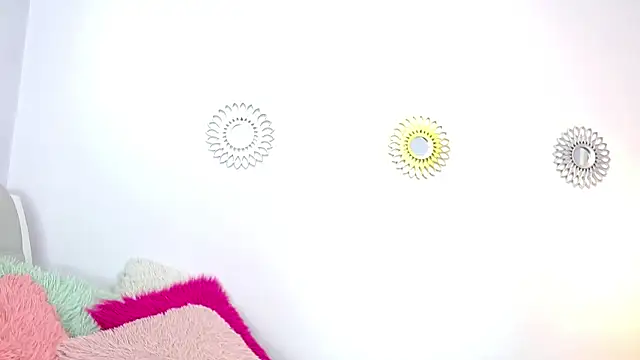 miss soffi  online show from 13, 1, 2026