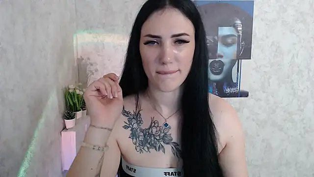 Snapshot of MisssShy_ chatting on 25, 10, 2025 MisssShy online show from 25, 10, 2025