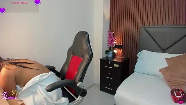 Snapshot of isabella_florez chatting on 22, 5, 2026 isabella florez online show from 22, 5, 2026