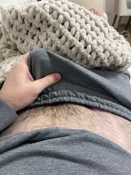 Snapshot of okanist chatting on 1, 3, 2025 okanist online show from 1, 3, 2025