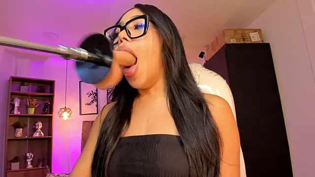 Olivia ds online show from 13, 1, 2025