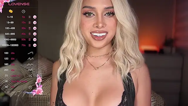 Snapshot of Judi_Abas chatting on 28, 10, 2025 Judi Abas online show from 28, 10, 2025