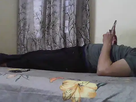 Snapshot of Desi_Rider_Aadi chatting on 22, 10, 2025 Desi Rider Aadi online show from 22, 10, 2025