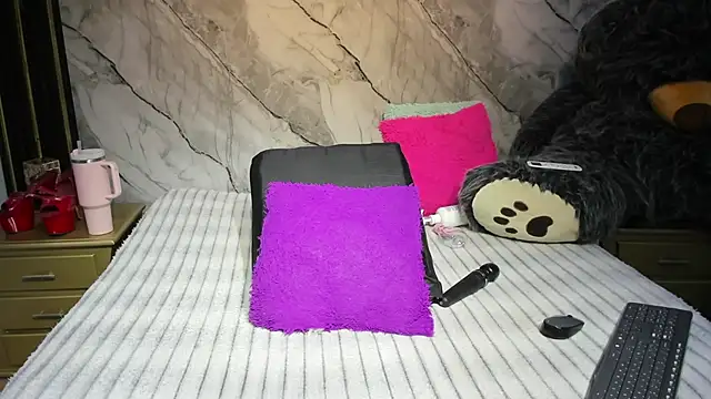 Niyirey1 online show from 18, 3, 2026