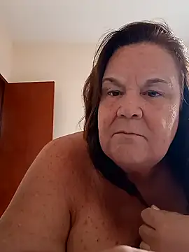 Yaya Mineira online show from 11, 1, 2025