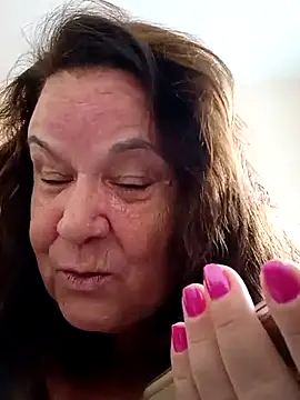 Yaya Mineira online show from 27, 2, 2025