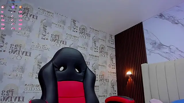 Snapshot of MAGIEVANS1 chatting on 8, 3, 2025 MAGIEVANS1 online show from 8, 3, 2025