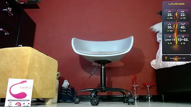 Snapshot of TomLover_12 chatting on 15, 2, 2025 TomLover 12 online show from 15, 2, 2025