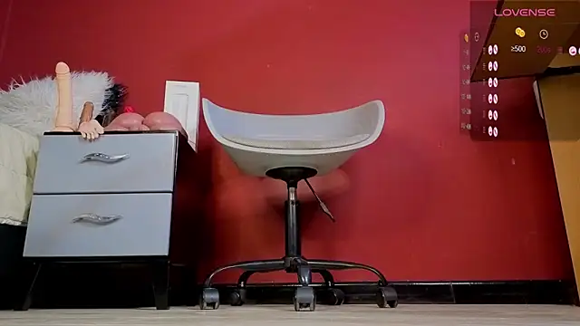 Snapshot of TomLover_12 chatting on 19, 11, 2025 TomLover 12 online show from 19, 11, 2025