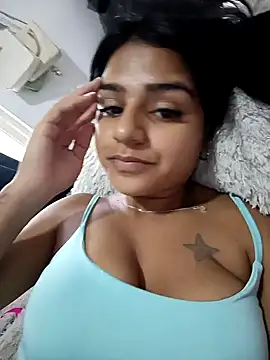 Snapshot of AnnRosse18 chatting on 9, 1, 2025 AnnRosse18 online show from 9, 1, 2025