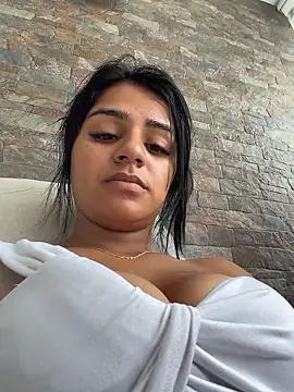 Snapshot of AnnRosse18 chatting on 7, 1, 2026 AnnRosse18 online show from 7, 1, 2026