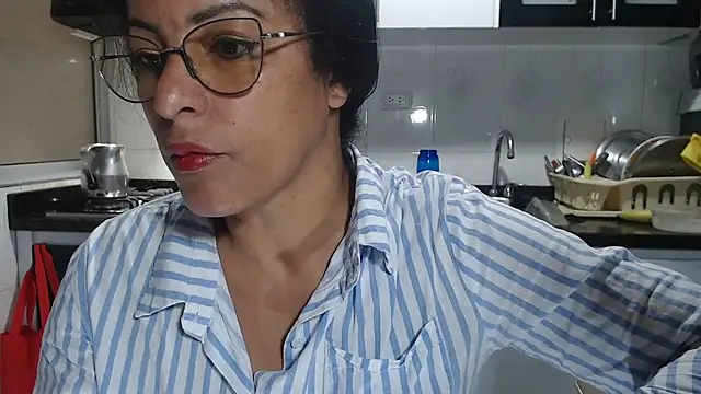 kateleyagrey online show from 15, 9, 2025