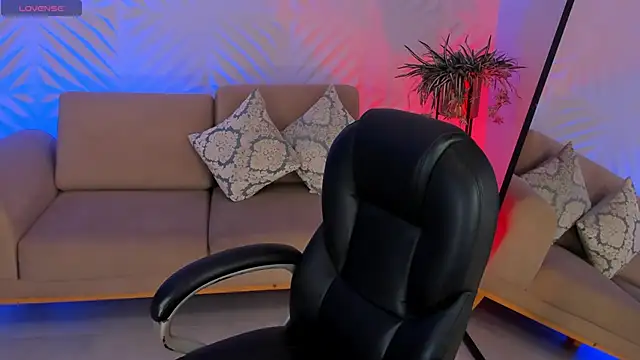 RoseFerrera online show from 19, 9, 2025