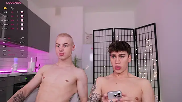 Snapshot of Evan__White_ chatting on 1, 12, 2024 Evan White online show from 1, 12, 2024