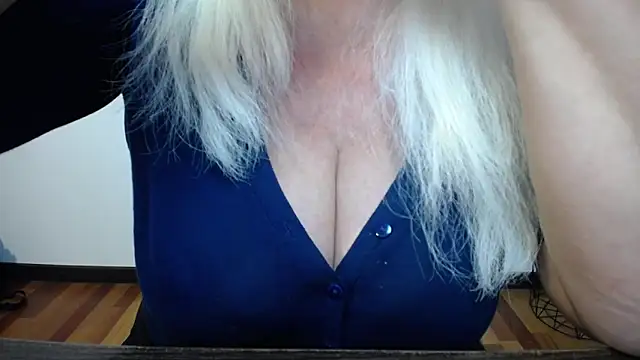 BlondyLeeBest online show from 2, 12, 2025