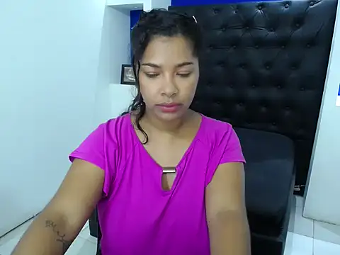 Snapshot of BiancaTrux chatting on 3, 12, 2025 BiancaTrux online show from 3, 12, 2025