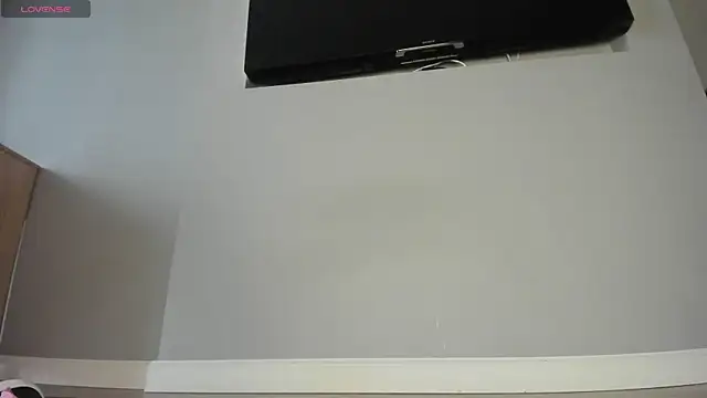 Snapshot of AngelinaMoore chatting on 17, 6, 2026 AngelinaMoore online show from 17, 6, 2026