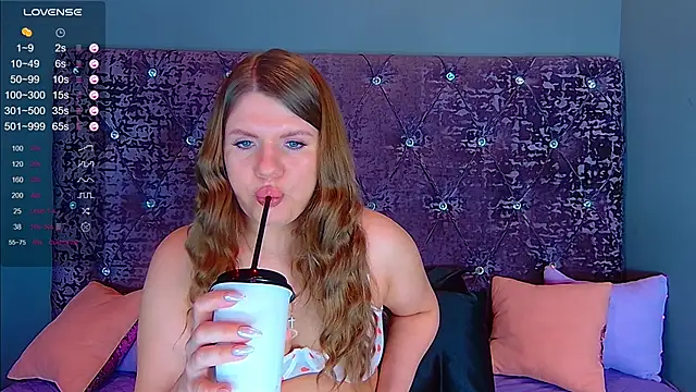 NoraBigAss online show from 11, 2, 2025