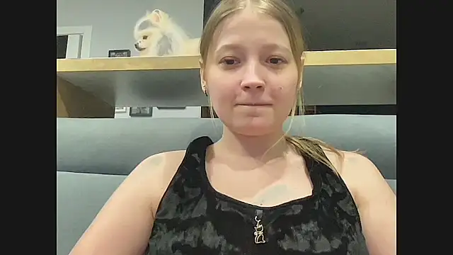 Snapshot of CharmingSarah chatting on 8, 2, 2025 CharmingSarah online show from 8, 2, 2025