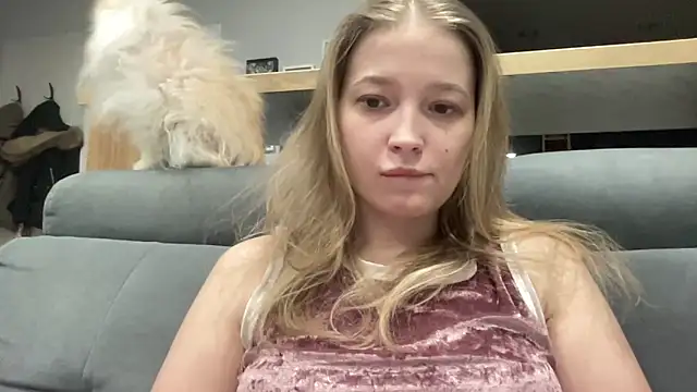 Snapshot of CharmingSarah chatting on 24, 2, 2025 CharmingSarah online show from 24, 2, 2025